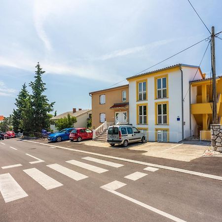 דראמליי Apartments Obradovic מראה חיצוני תמונה